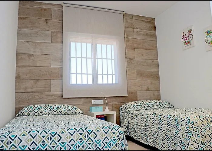 Penuelas Con Piscina בקתה