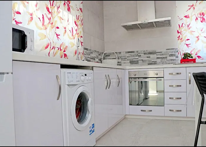 Penuelas Con Piscina קוניל דה לה פרונטרה