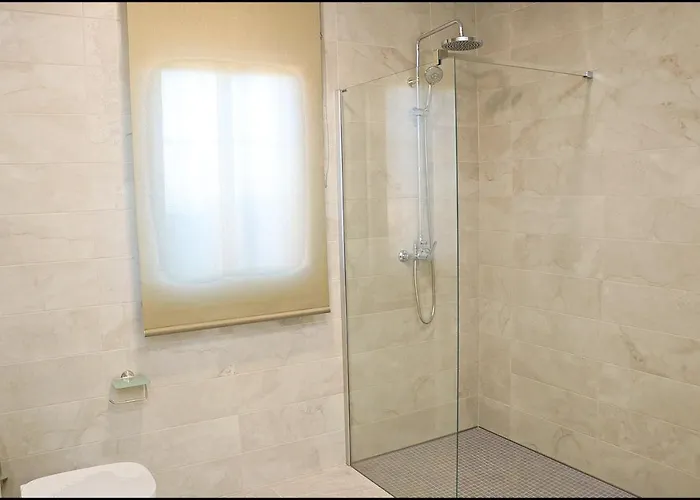 Penuelas Con Piscina 木屋 *